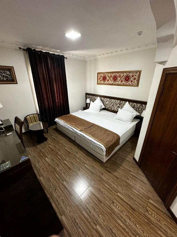 Shahristan Plaza Hotel Bukhara Bagian luar foto